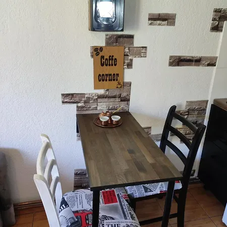 Domus Foresta דירה *