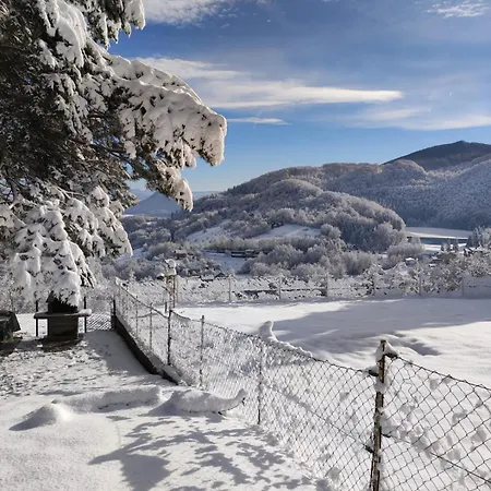 Domus Foresta דירה