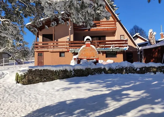 Domus Foresta شقة